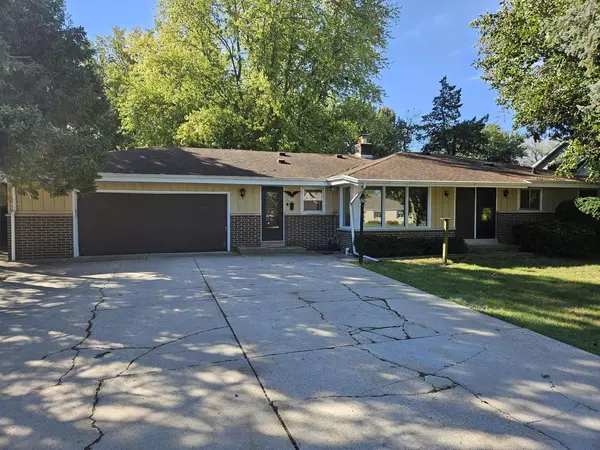 27131 Long Lake ROAD, Wind Lake, WI 53185