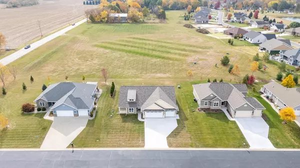 West Bend, WI 53090,2111 Mapledale DRIVE