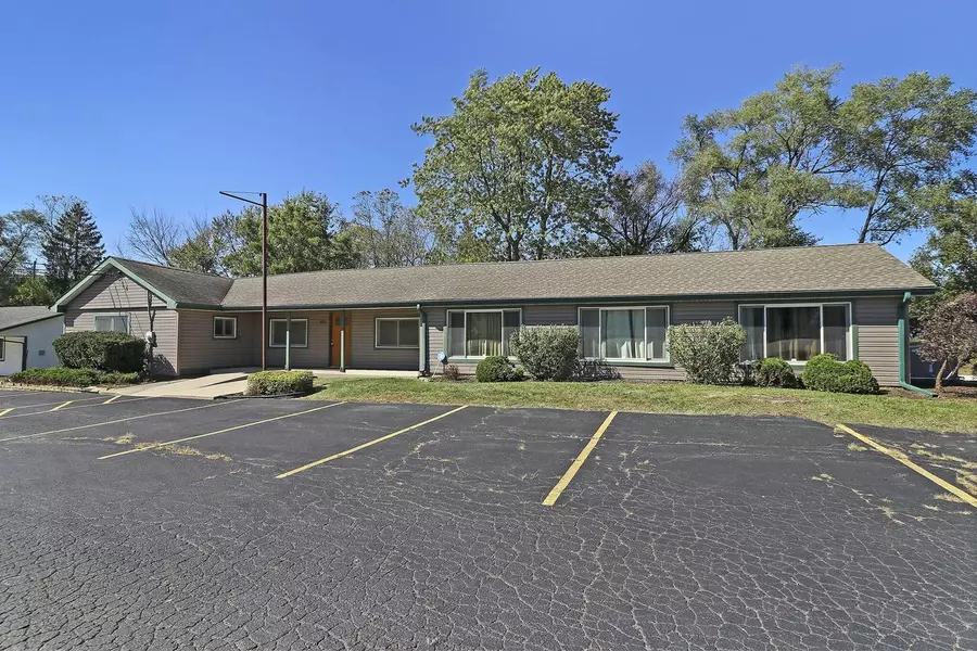 302 Old Green Bay ROAD, Kenosha, WI 53144