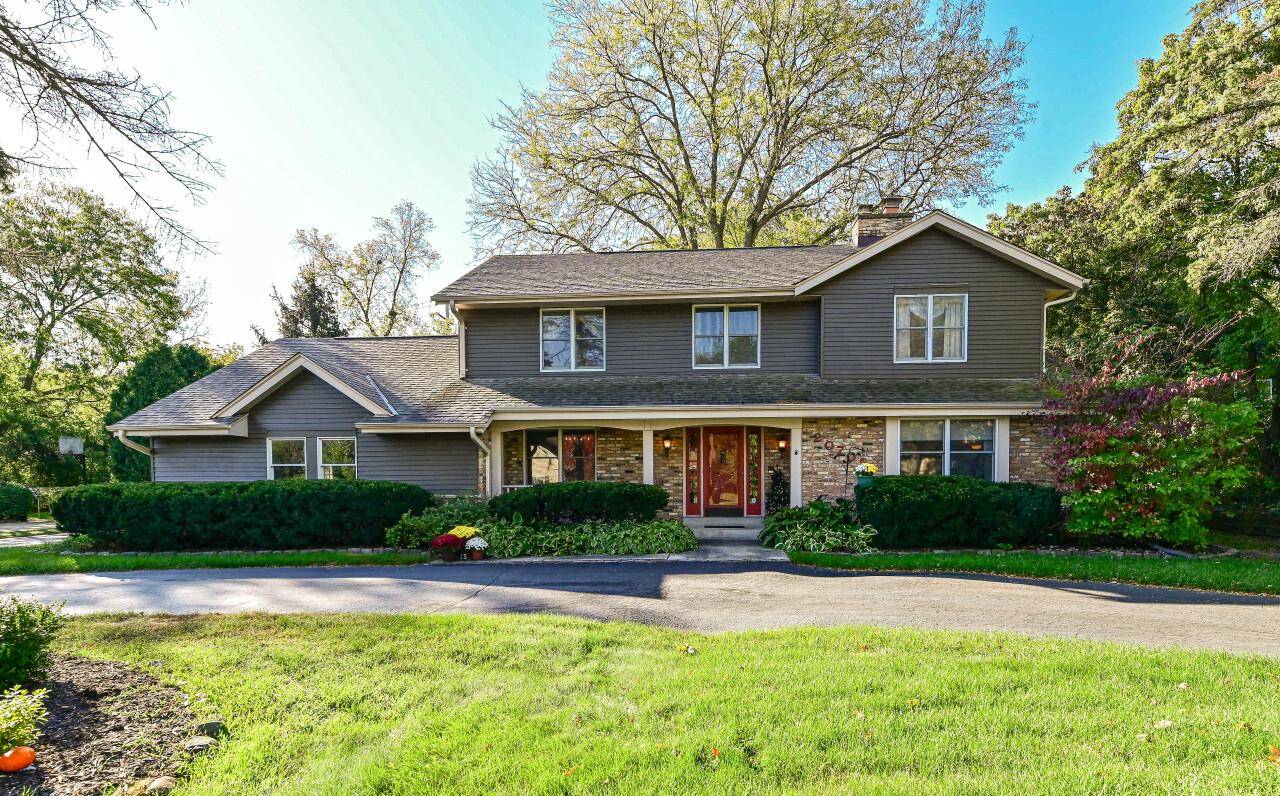 20705 Hunters RUN, Brookfield, WI 53045
