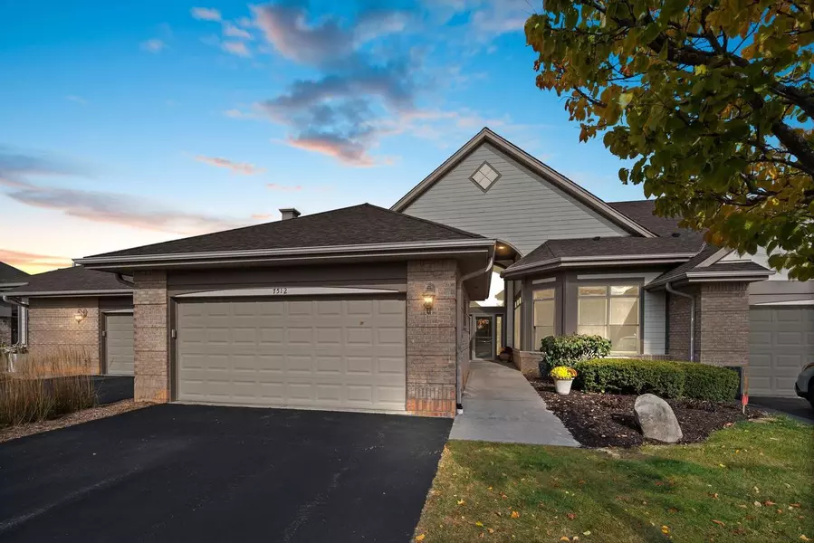 7512 W Tuckaway Pines CIRCLE, Franklin, WI 53132