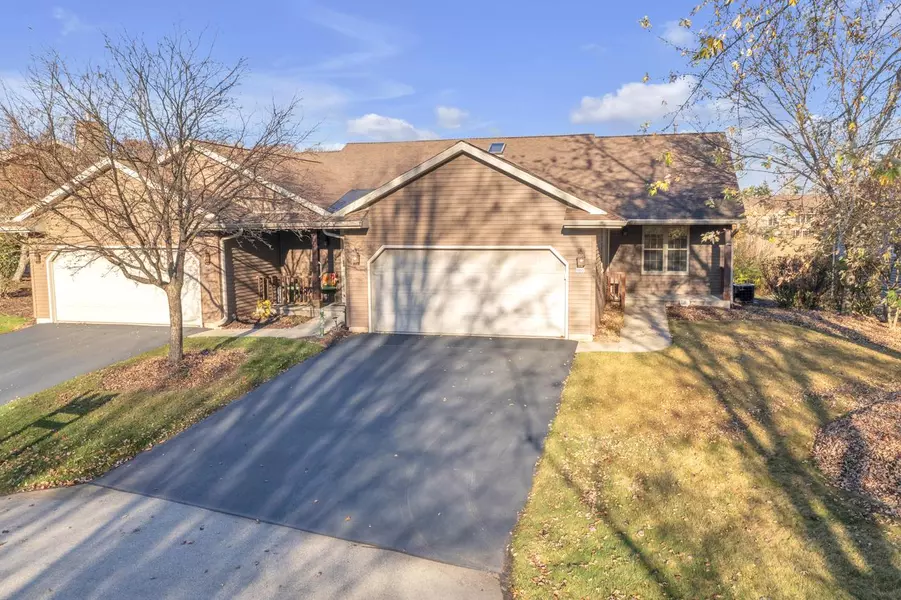 805 Cattail COURT, Plymouth, WI 53073