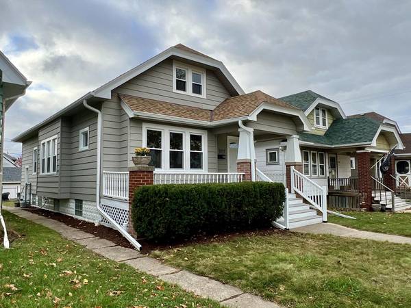 1917 S 71st STREET, West Allis, WI 53219