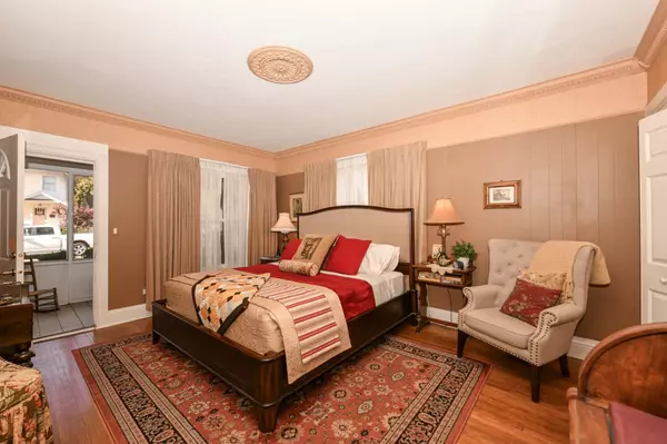 Lake Geneva, WI 53147,421 Madison STREET