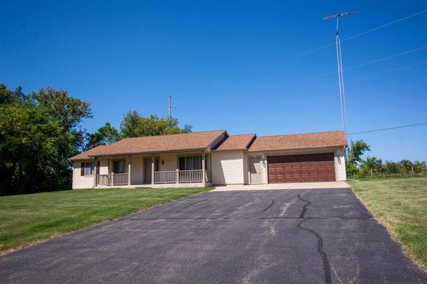 W3104 Krueger ROAD, Lake Geneva, WI 53147