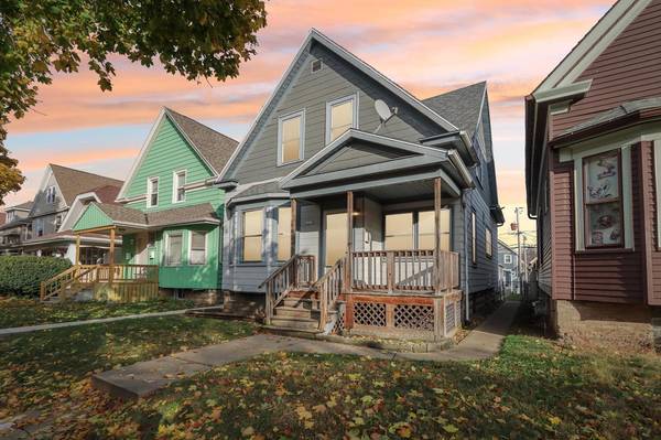 2222 S 30th STREET, Milwaukee, WI 53215