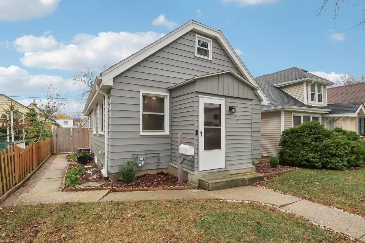 Milwaukee, WI 53214,323 S 60th STREET