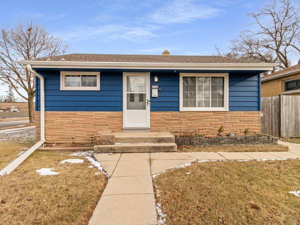 3944 S 51st STREET, Milwaukee, WI 53220