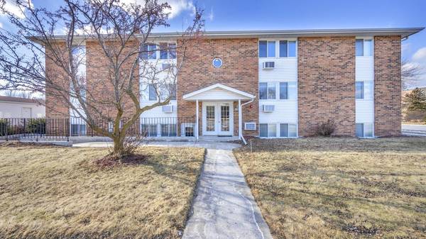 1106 S 7th STREET #3, Sheboygan, WI 53081