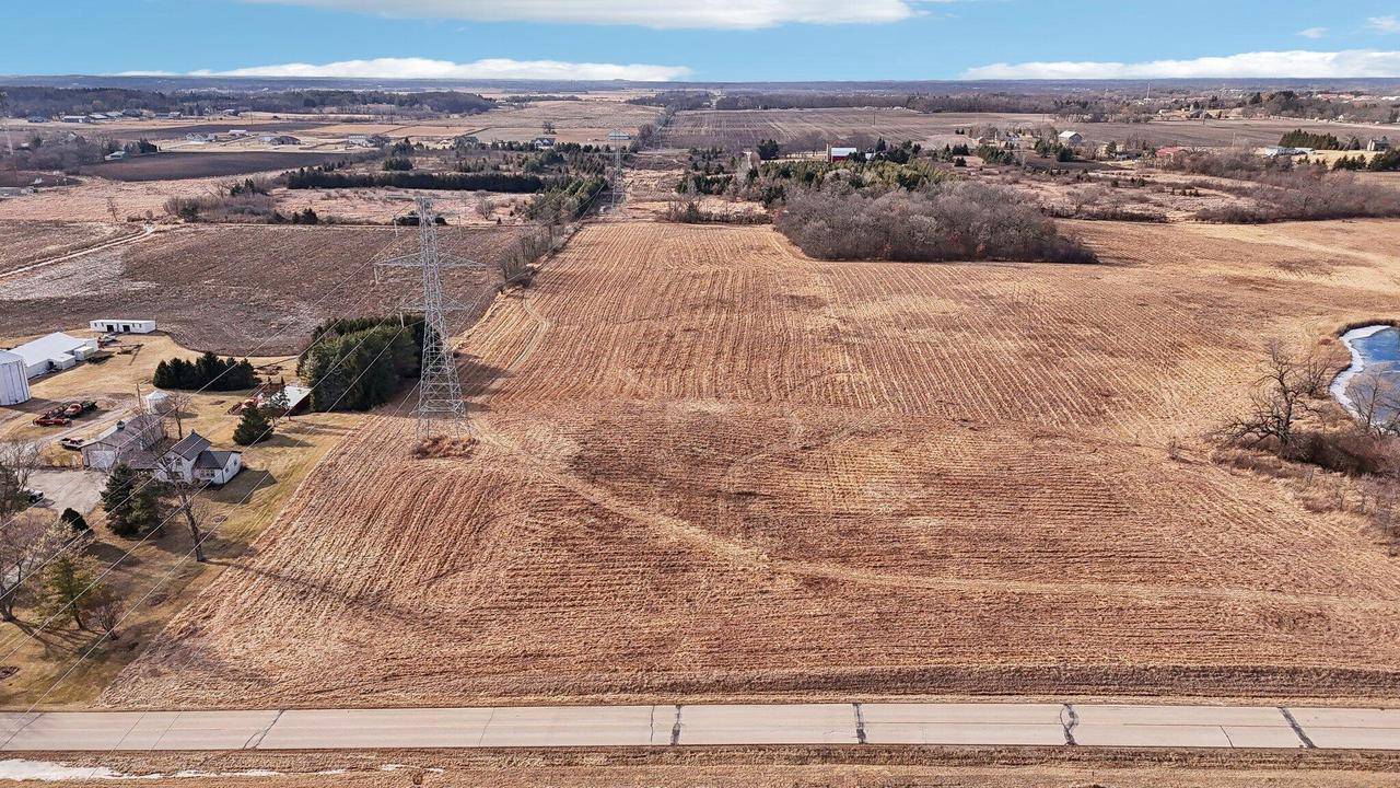 2004 100TH STREET #Lt4, Franksville, WI 53126