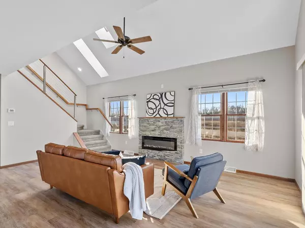 Waldo, WI 53093,617 Pheasant RUN