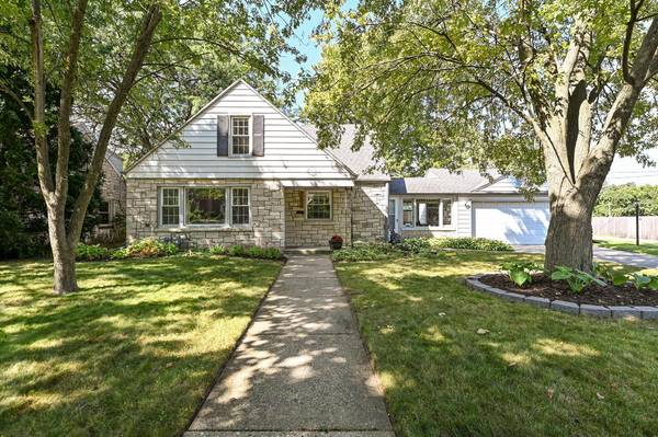 2609 N 80th STREET, Wauwatosa, WI 53213