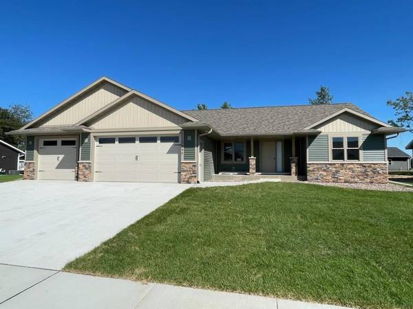 1945 London STREET, Holmen, WI 54636