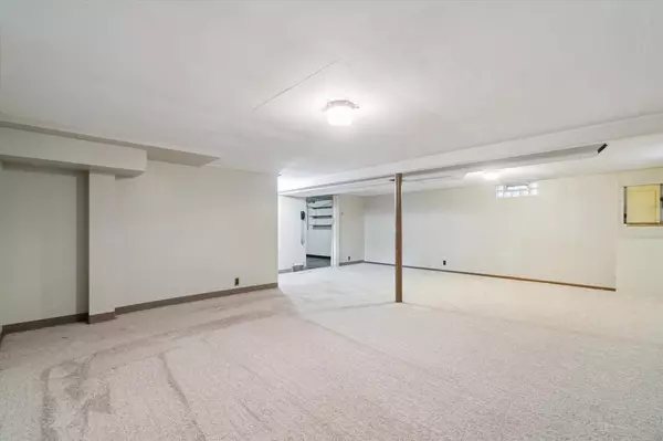 Janesville, WI 53546,1802 S Willard AVENUE