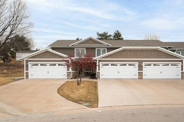 450 Coronado CIRCLE, Onalaska, WI 54650