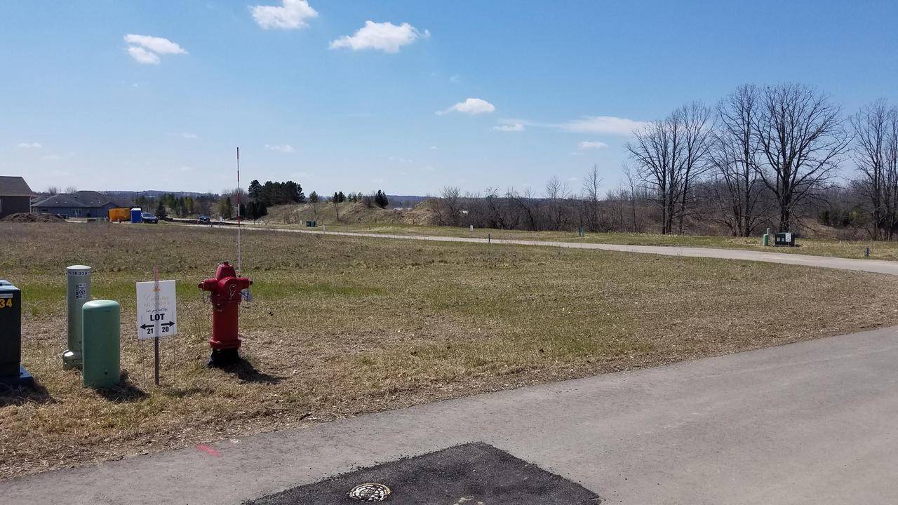W208N16372 RENEE WAY #Lt20, Jackson, WI 53037