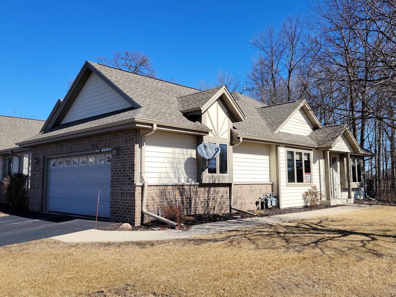 N161W18860 Heather Lynn CIRCLE, Jackson, WI 53037