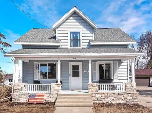 522 Grove STREET, Lomira, WI 53048