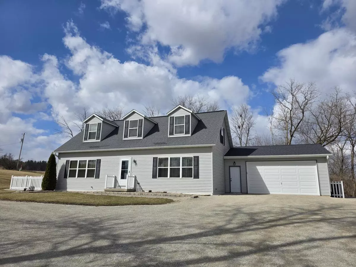 Helenville, WI 53137,W2890 County Road Y