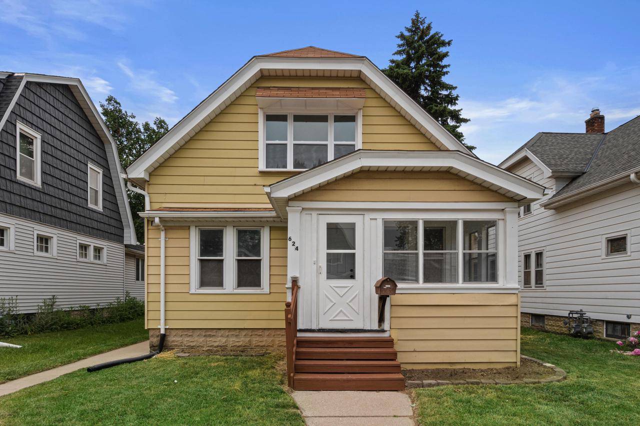624 Menomonee AVENUE, South Milwaukee, WI 53172