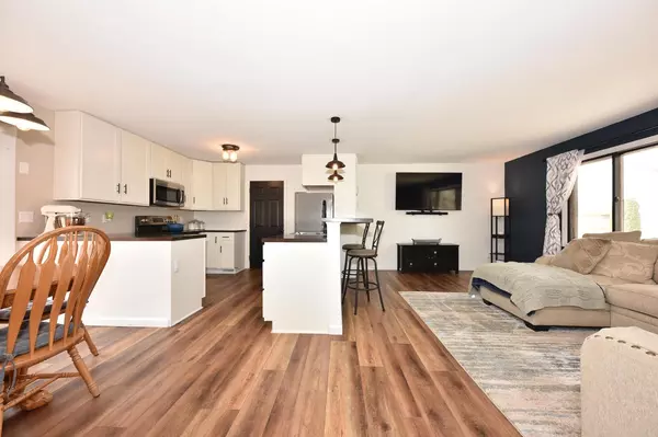 W1285 Parkview DRIVE, Ixonia, WI 53036