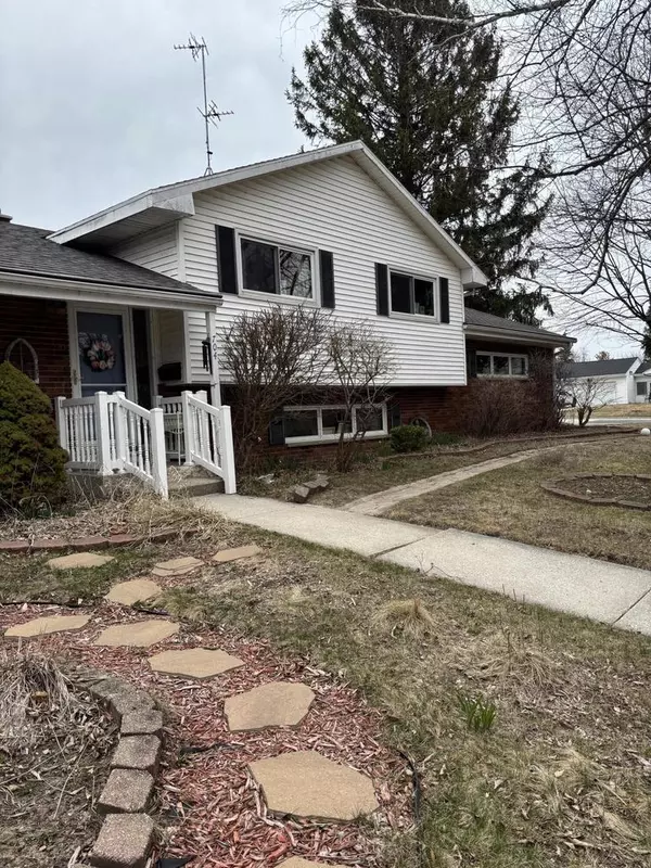 704 Green Tree ROAD, Kohler, WI 53044