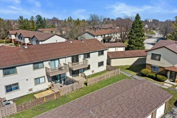 Mount Pleasant, WI 53406,5820 Cambridge LANE #1