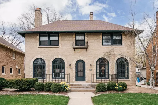 4743 N Woodburn STREET, Whitefish Bay, WI 53211