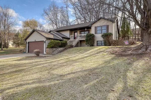 2258 Winfield DRIVE, Reedsburg, WI 53959