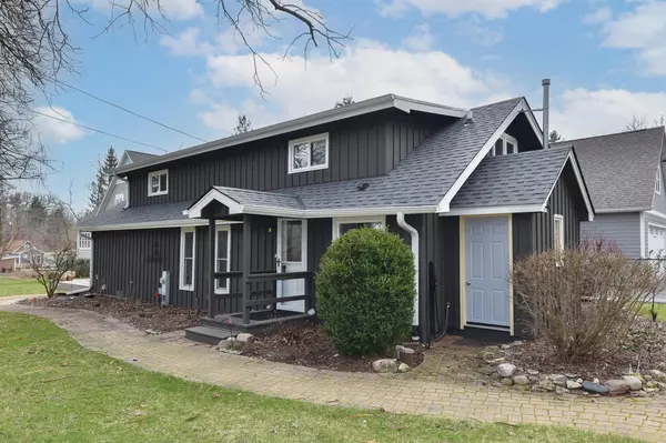 34035 Venice Park ROAD, Delafield, WI 53018