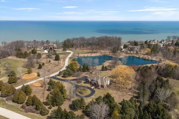 5015 Blackstock ROAD, Sheboygan, WI 53083