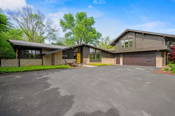 1120 E Brown Deer ROAD, Bayside, WI 53217