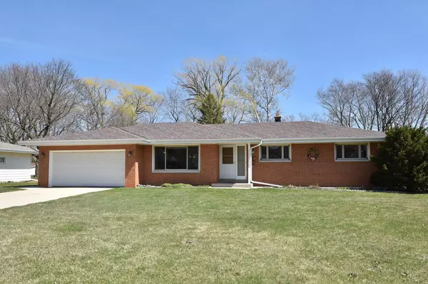 8530 N 63rd STREET, Milwaukee, WI 53233