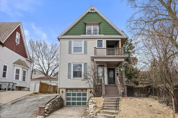 3747 W Miller LANE, Milwaukee, WI 53208