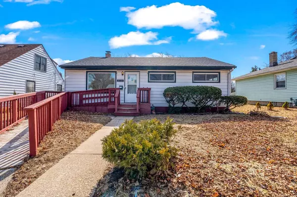 8119 W Herbert AVENUE, Milwaukee, WI 53218