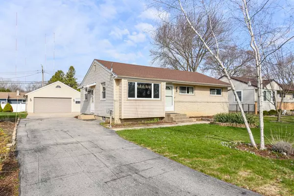 5413 S 114th STREET, Hales Corners, WI 53130