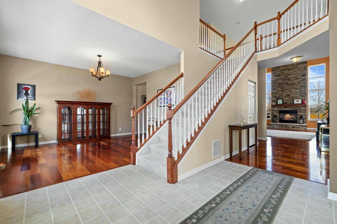Pleasant Prairie, WI 53158,10815 45th AVENUE