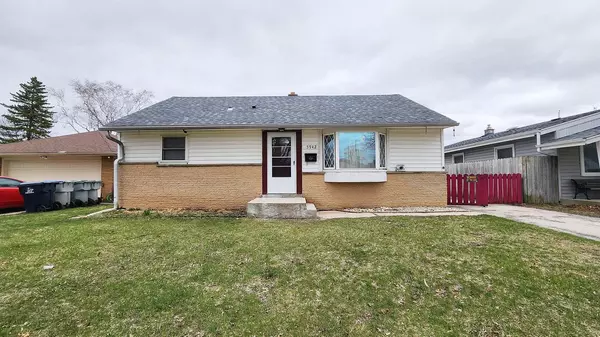 5942 N 79th STREET, Milwaukee, WI 53218