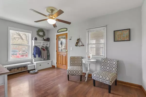 Oak Creek, WI 53154,4033 E Lakeside AVENUE