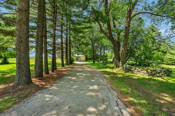 W260N8599 State Road 164, Hartland, WI 53029