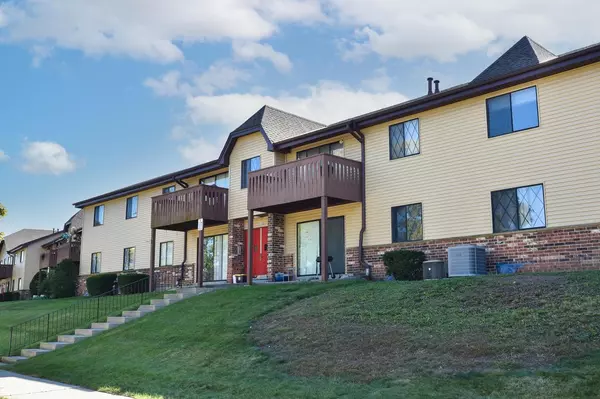 6041 W Port AVENUE #103C, Milwaukee, WI 53223