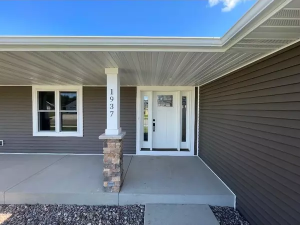 Holmen, WI 54636,1937 Golden Gate WAY