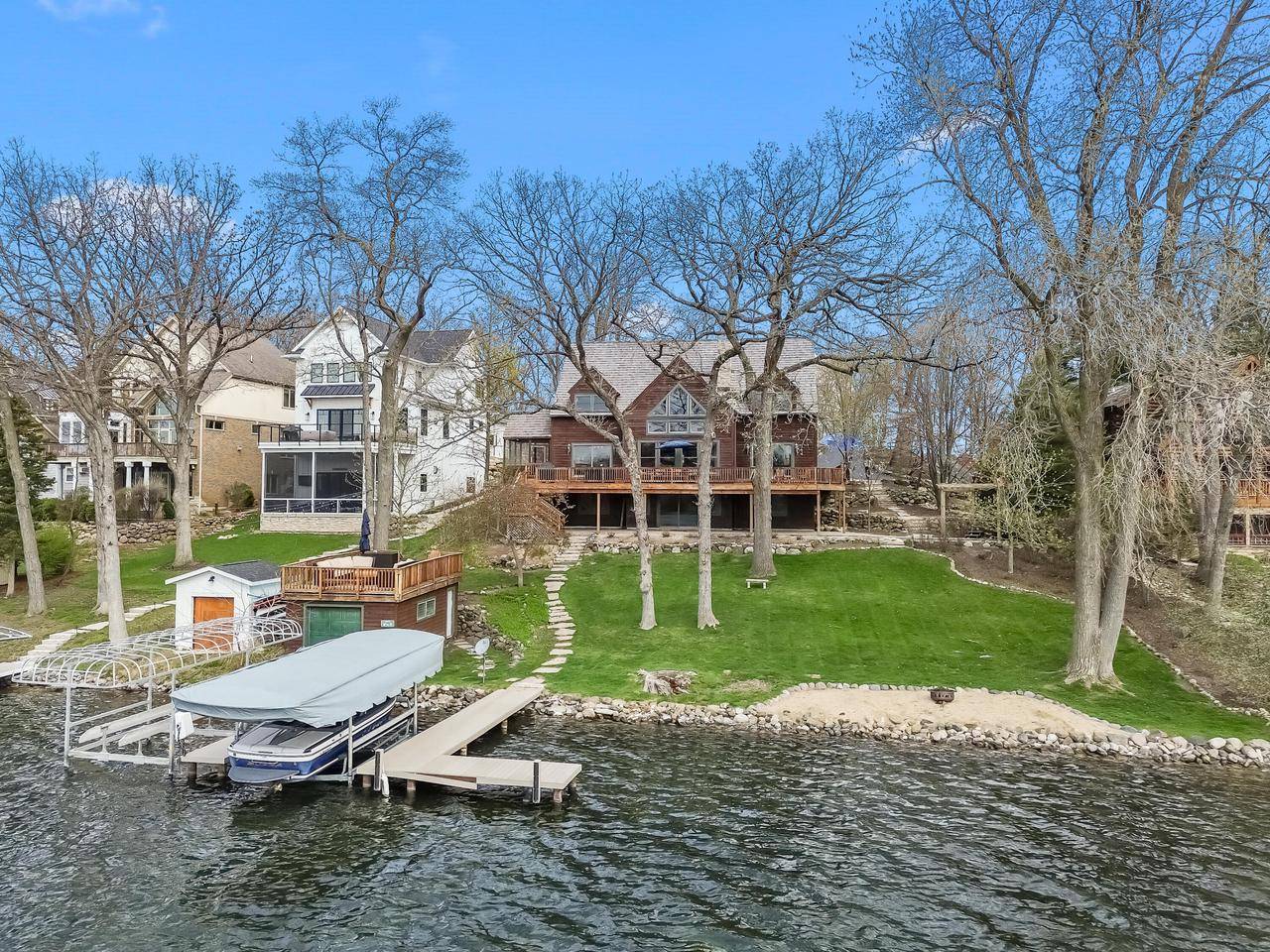 W5635 Forest ROAD, Elkhorn, WI 53121
