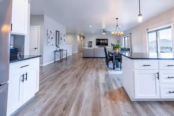 Holmen, WI 54636,638 Silver DRIVE