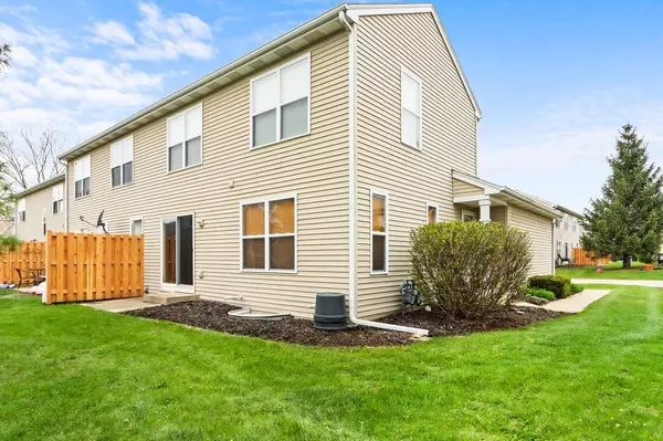 1400 Hunters Ridge DRIVE #35, Genoa City, WI 53128