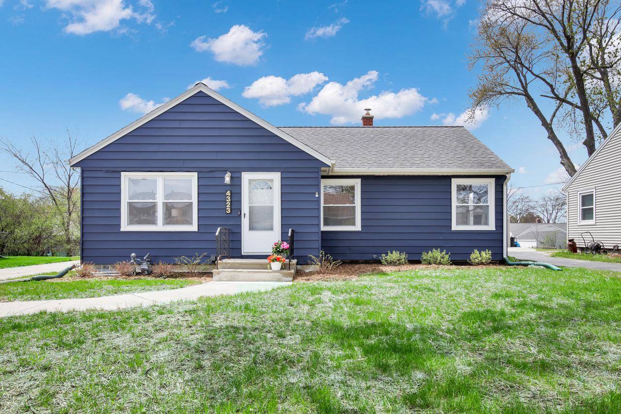4323 Glenway STREET, Wauwatosa, WI 53222