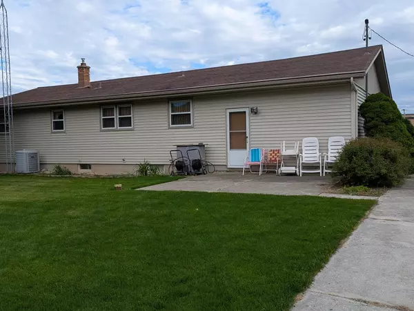 Howards Grove, WI 53083,508 Roosevelt AVENUE