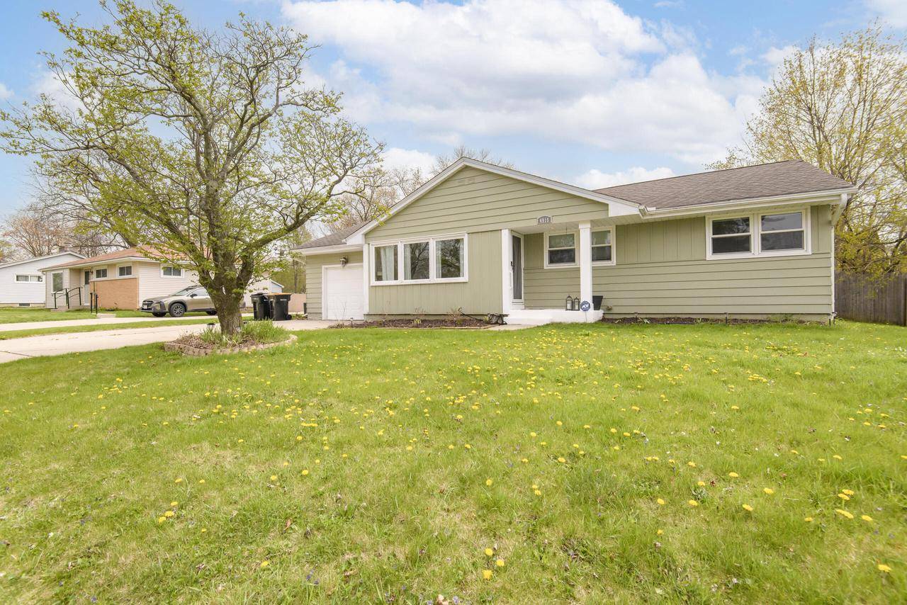 4915 W Spring LANE, Brown Deer, WI 53223