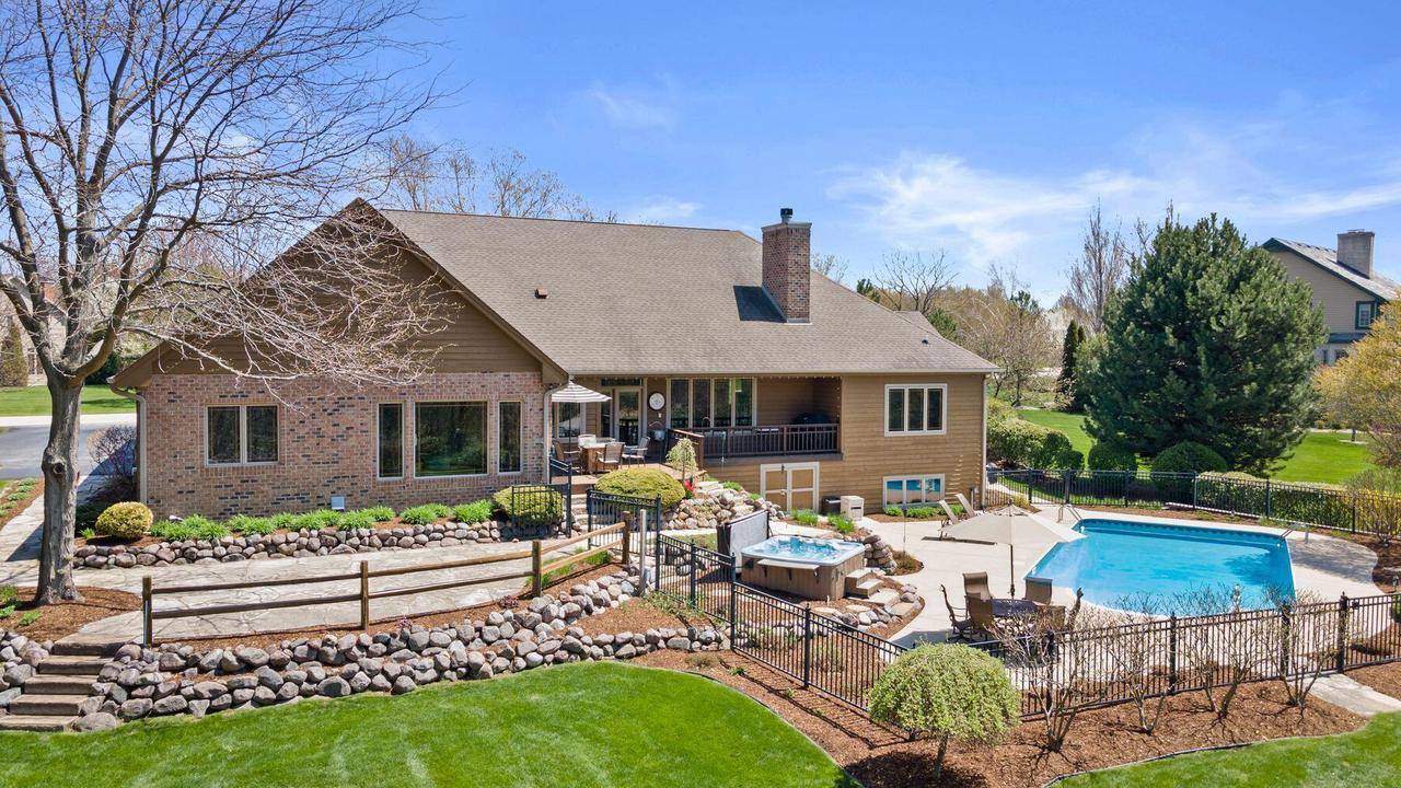 Racine, WI 53402,5122 Alexander DRIVE