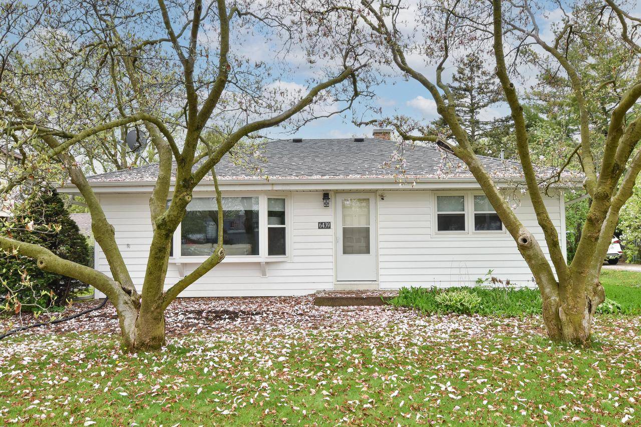 6439 N 40th STREET, Milwaukee, WI 53209